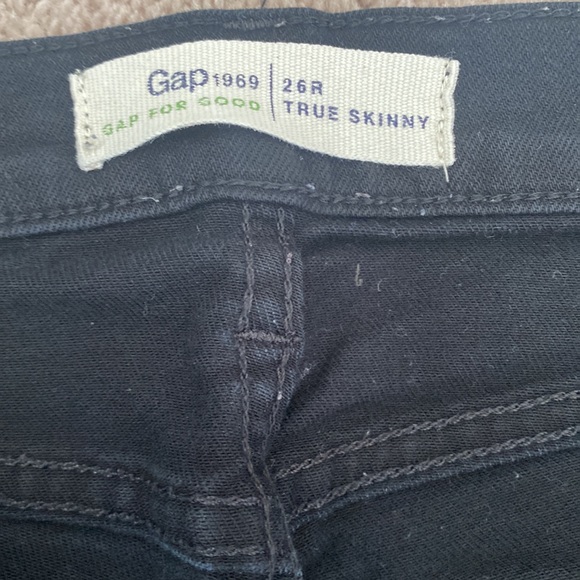 Gap Jeans - Picture 3 of 5